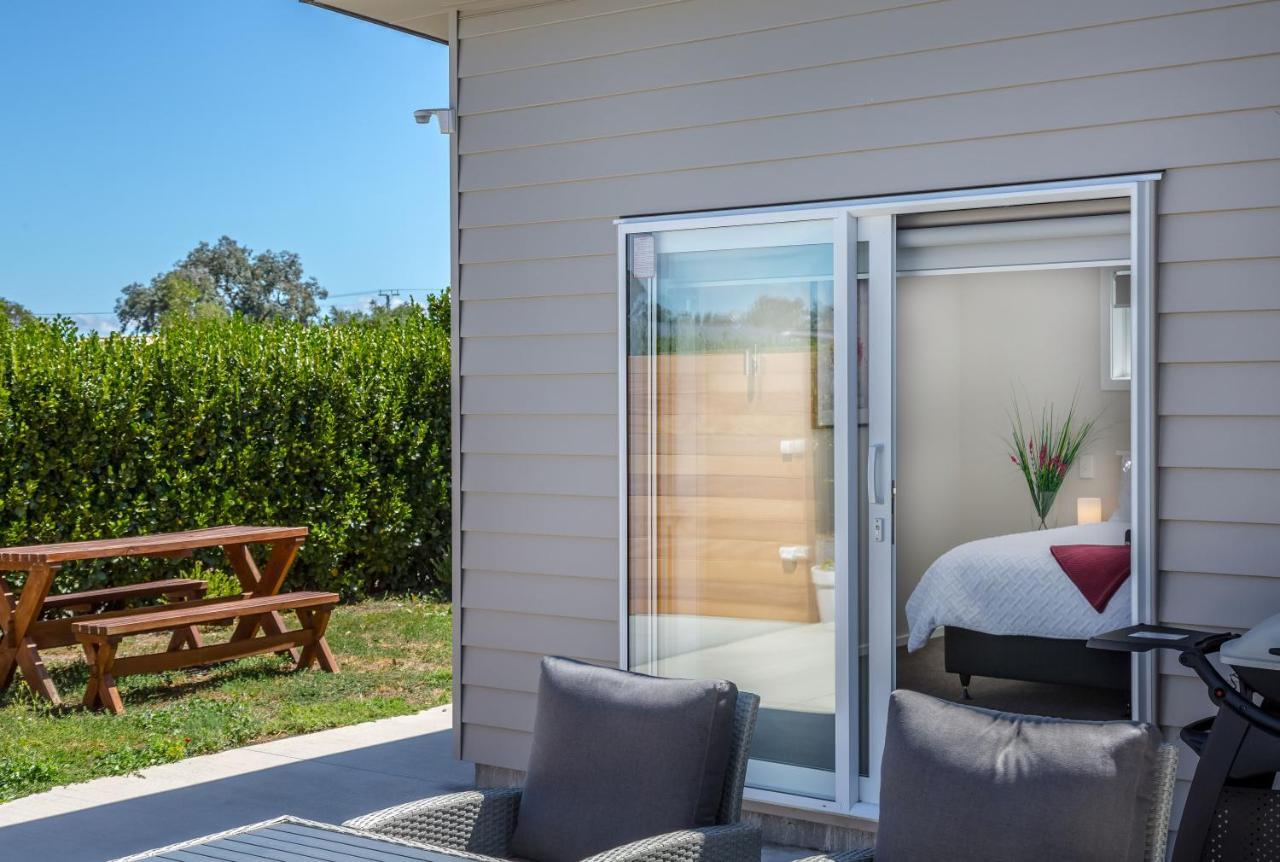 Easy Days Martinborough Villa Exterior photo